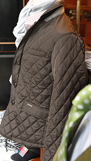 Confeci&oacute;n camisas a medida en Castell&oacute;n